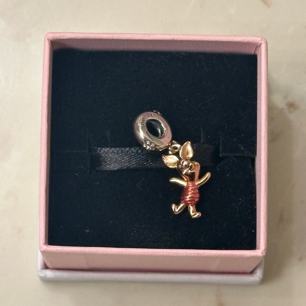 NEW Pandora Disney Winnie the Pooh Piglet Dangle Charm - Picture 3 of 3